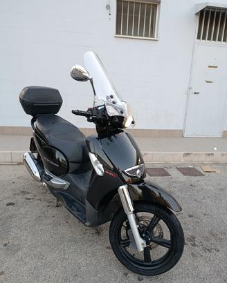 scarabeo 300S