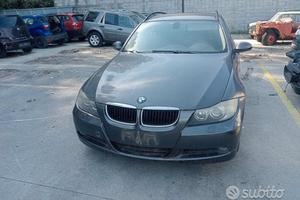 BMW serie 3 320 E91 m47 204d4 163cv per ricambi