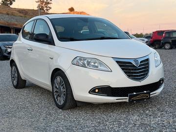 Lancia Ypsilon 1.3 MJT 16V 95 CV 5 porte S&S Plati