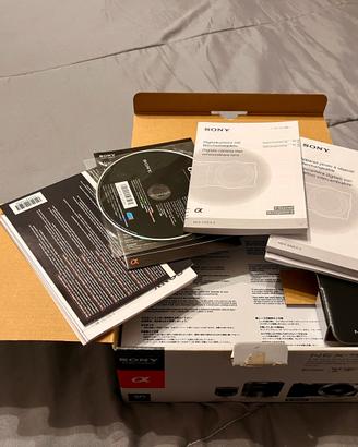 Sony alpha NEX-5 con obiettivo 18-55mm