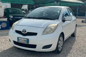 Toyota Yaris 1.0 5 porte clima idroguida km certif