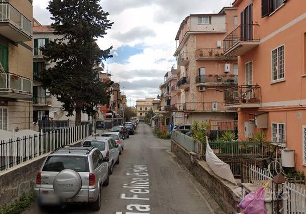 Tor Vergata Giardinetti Bilocale Con Balcone