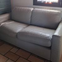 Divano in similpelle 3 posti