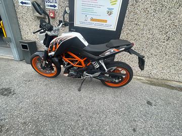 KTM 390 Duke - 2015