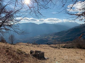 Rustico panoramico con ampio terreno Val Taleggio