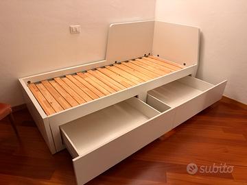 Struttura letto divano IKEA FLEKKE + 2 materassi