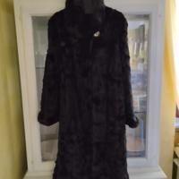 cappotto di visone nero