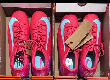 Scarpe da calcio Nike –NUOVE 42-42,5 tutte 2 a 60€