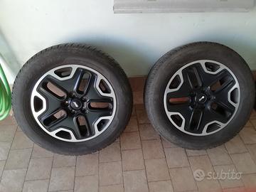 Cerchi con gomme da neve Jeep compass