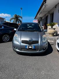 Toyota Yaris 1.3 3 porte Sol - 2009