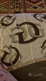 Foulard Guess