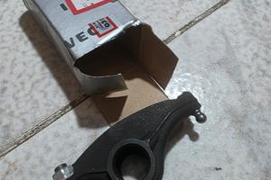 Ricambio Originale IVECO: Bilanciere Valvole 