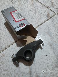 Ricambio Originale IVECO: Bilanciere Valvole 