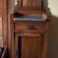 Comodini in legno e marmo vintage