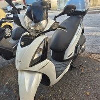 Kymco people gt 300