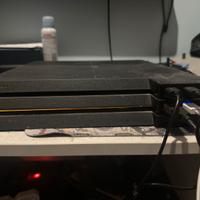 Play Station 4 Pro 1 tera + giochi