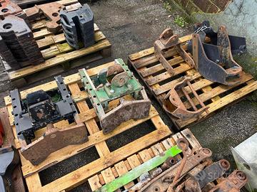 ganci traino per telescopici o trattori-varie marc