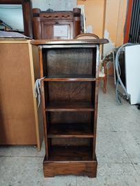 Mobiletto con ripiani vintage 