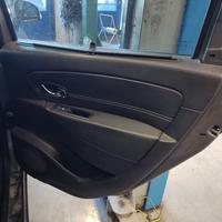 Pannello porta post dx RENAULT SCENIC del 2013