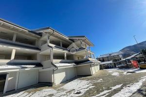 3 LOCALI A LANZO TORINESE