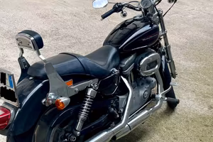 Harley Davidson 883 low custom 2009