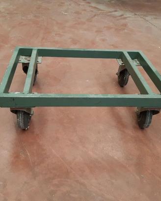 Carrello con 4 ruote girevoli carrello