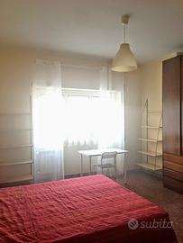 Camera singola per ragazza