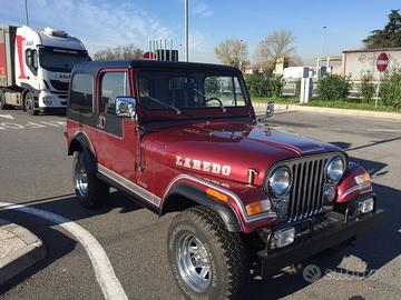 jeep LAREDO