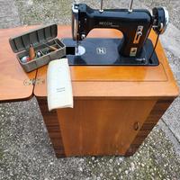 Macchina da cucire Necchi, mod.Experia, del 1956