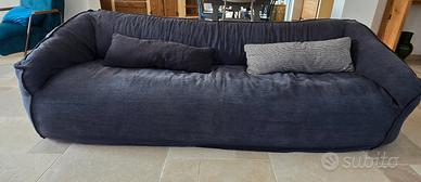 Divano design come nuovo