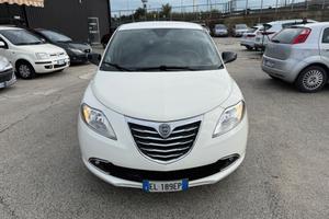 Lancia Ypsilon 1.3 MJT 75 CV Unyca