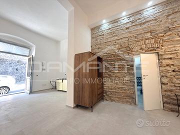 Monolocale Loft indipendente Centro storico