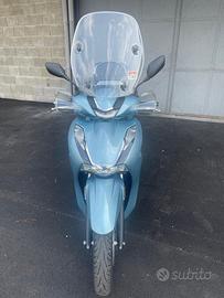 Scooter Honda SH350i (2024)