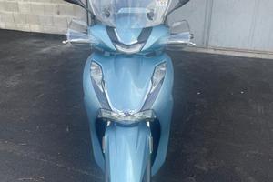 Scooter Honda SH350i (2024)