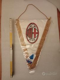 Gagliardetto Milan