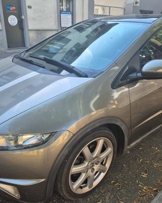 Honda Civic 2.2 i-CTDi 5p. Exclusive LH LE
