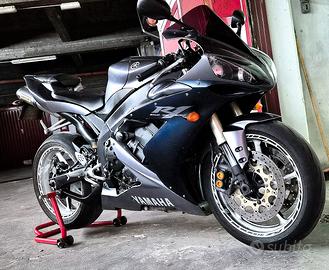 Yamaha R1 del 2005