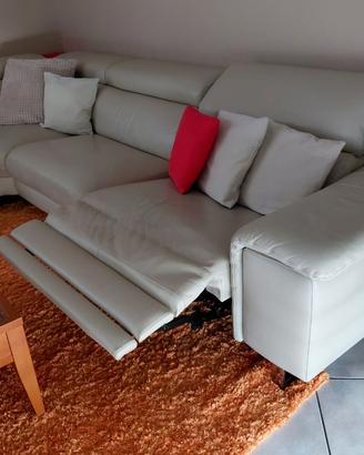 Divano angolare in pelle