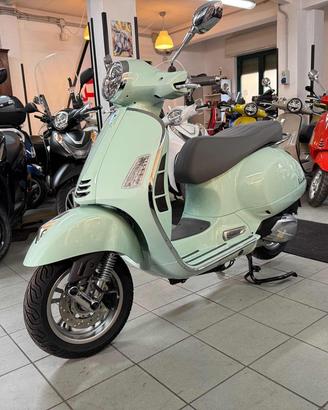 PIAGGIO Vespa GTS 300 Super My 2025 CC310 MY 25