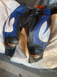 Pantaloni moto