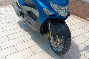 SCOOTER KYMCO 500