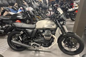 Moto Guzzi V7 II stone