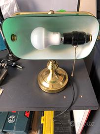 Lampada ministeriale