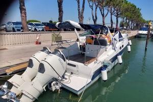 Rio 830 con motori suzuki 300