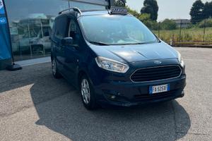 Ford tourneo courier
