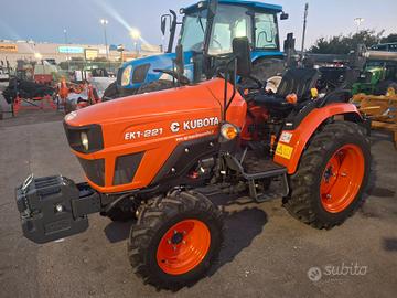 Trattore KUBOTA mod. EK1-221