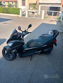 Yamaha X-Max sport 250 - 2012