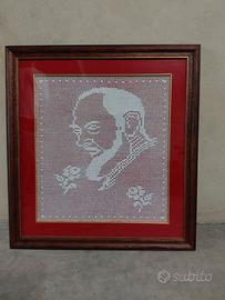 Quadro con Padre Pio uncinetto