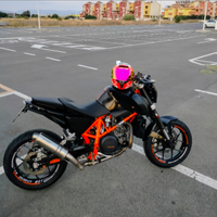 KTM Duke 690