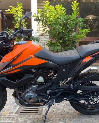 KTM ADVENTURE 390